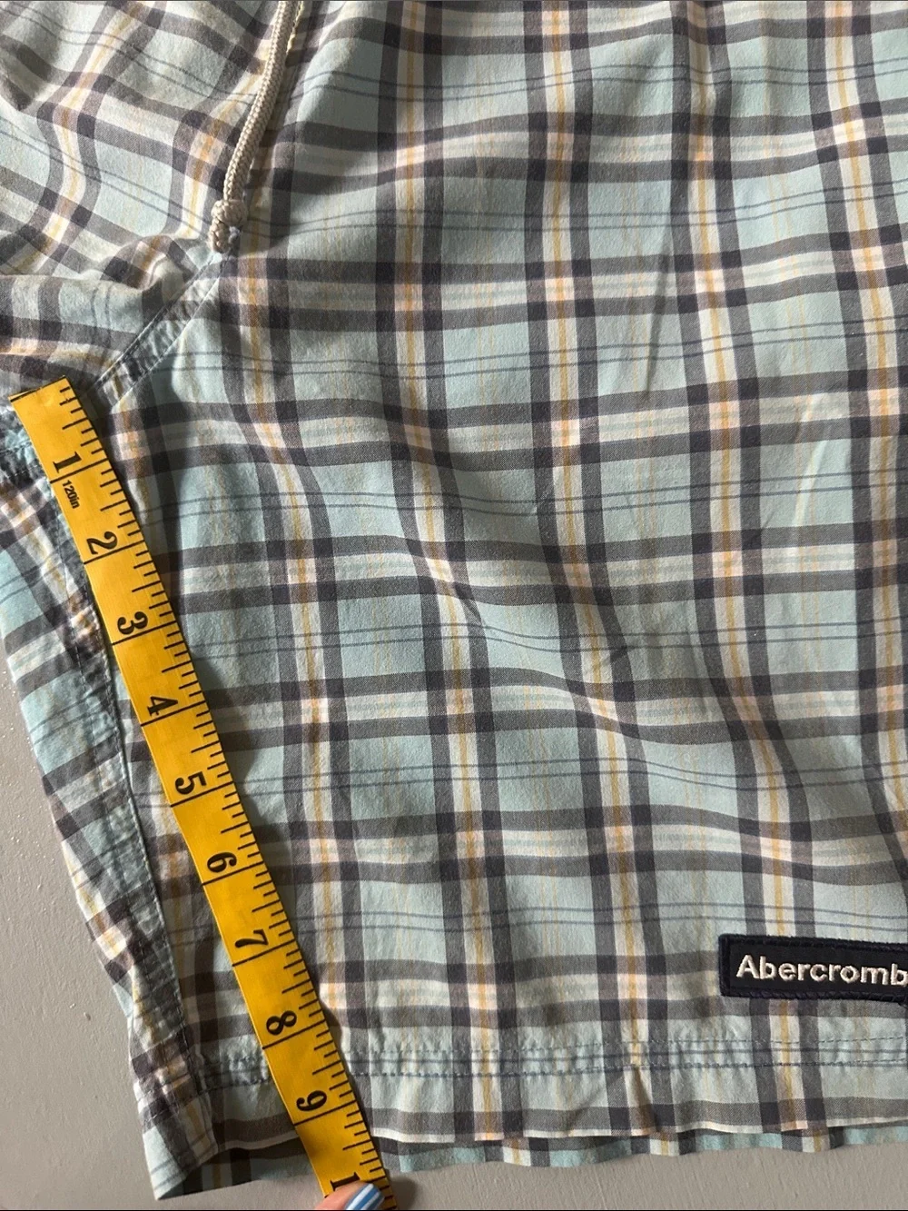 Abercrombie & Fitch Y2K Light Blue and Navy Plaid Swim Trunks M 2000s Preppy